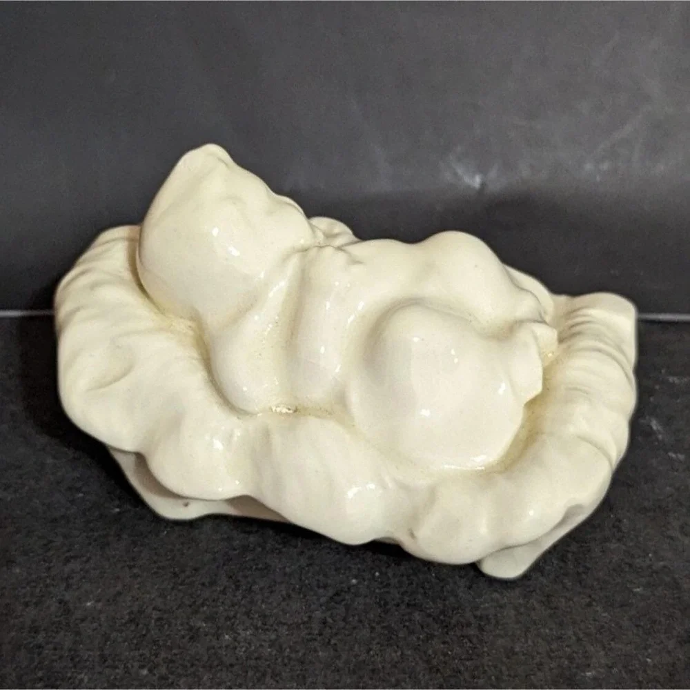 Vintage Ceramic‎ Nativity Mary and Baby Jesus Figurines Cream Glaze 2 Piece Set